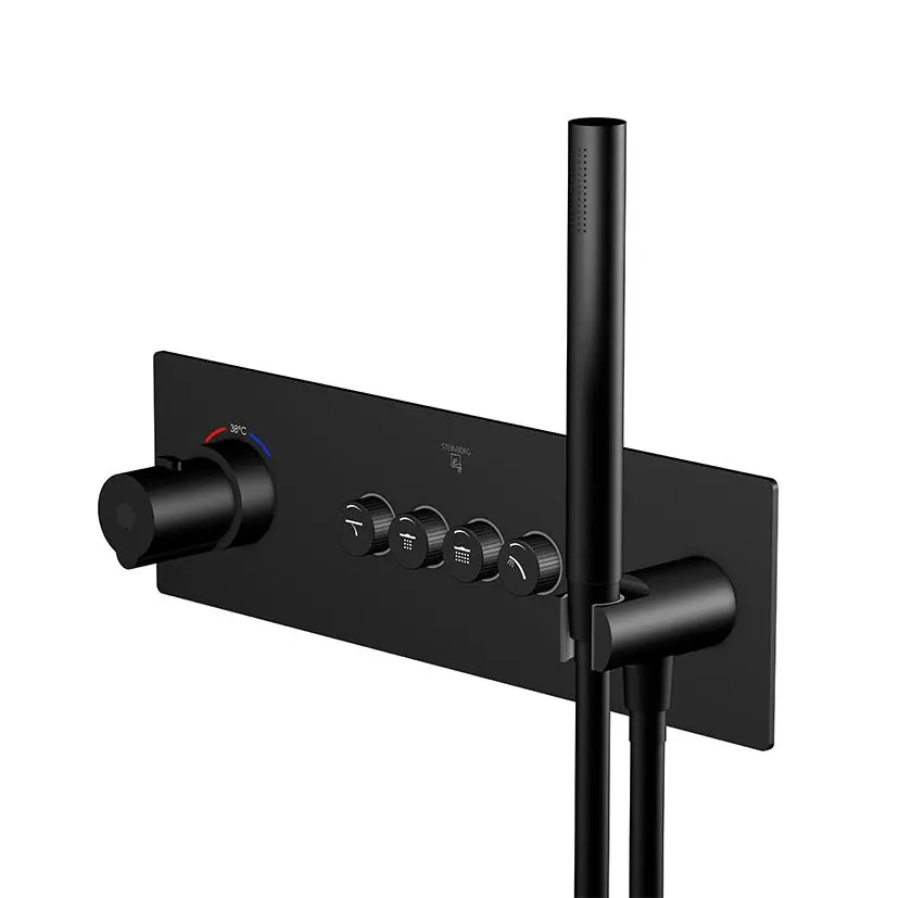 Steinberg 390 - zemapmetuma termostata maisītājs, 4 patērētājiem, ar korpusu, melns 390 4242 2 S