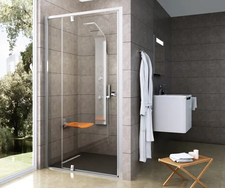 Ravak Pivot - dušas durvis 106-111 cm, satinēts/caurspīdīgs stikls 03GD0U00Z1